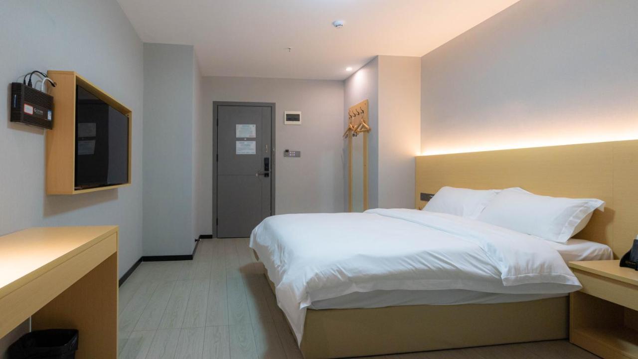 Li Hao Tai Hotel Гуанчжоу Экстерьер фото