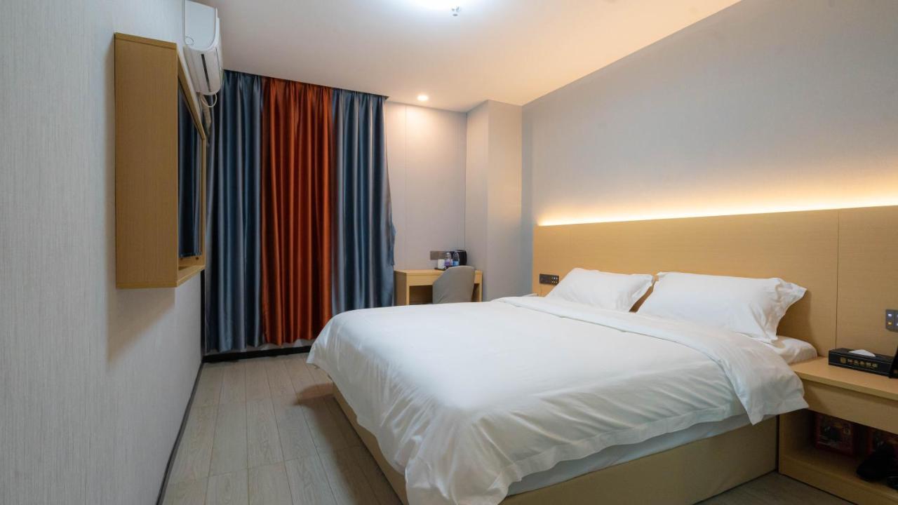 Li Hao Tai Hotel Гуанчжоу Экстерьер фото